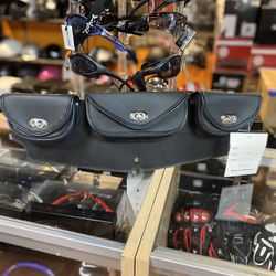 Motorcycle Cruiser Windshield Fairing Bag $30