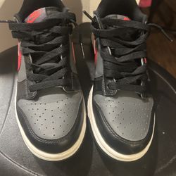 Dunks size 7
