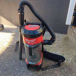 Milwaukee 3-1 backpack vacuum