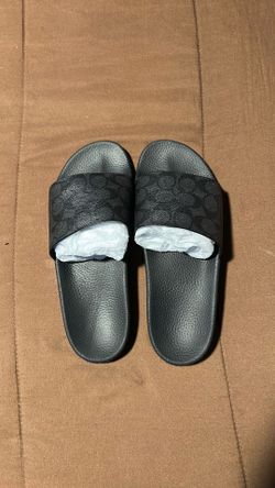 Coach slides size 8