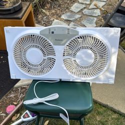 Holmes Twin Digital Window Fan (new without Box)
