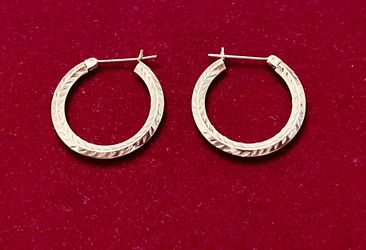 14 Kt Solid Gold Etched Hoop Earrings 