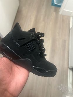 Jordan 4 black cat