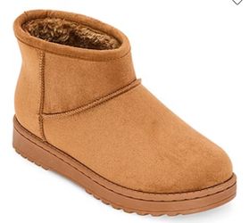 Women's Boots Size 9 New