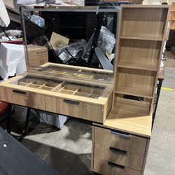 New Vanity Desk With 36” Mirror And LED Lights 