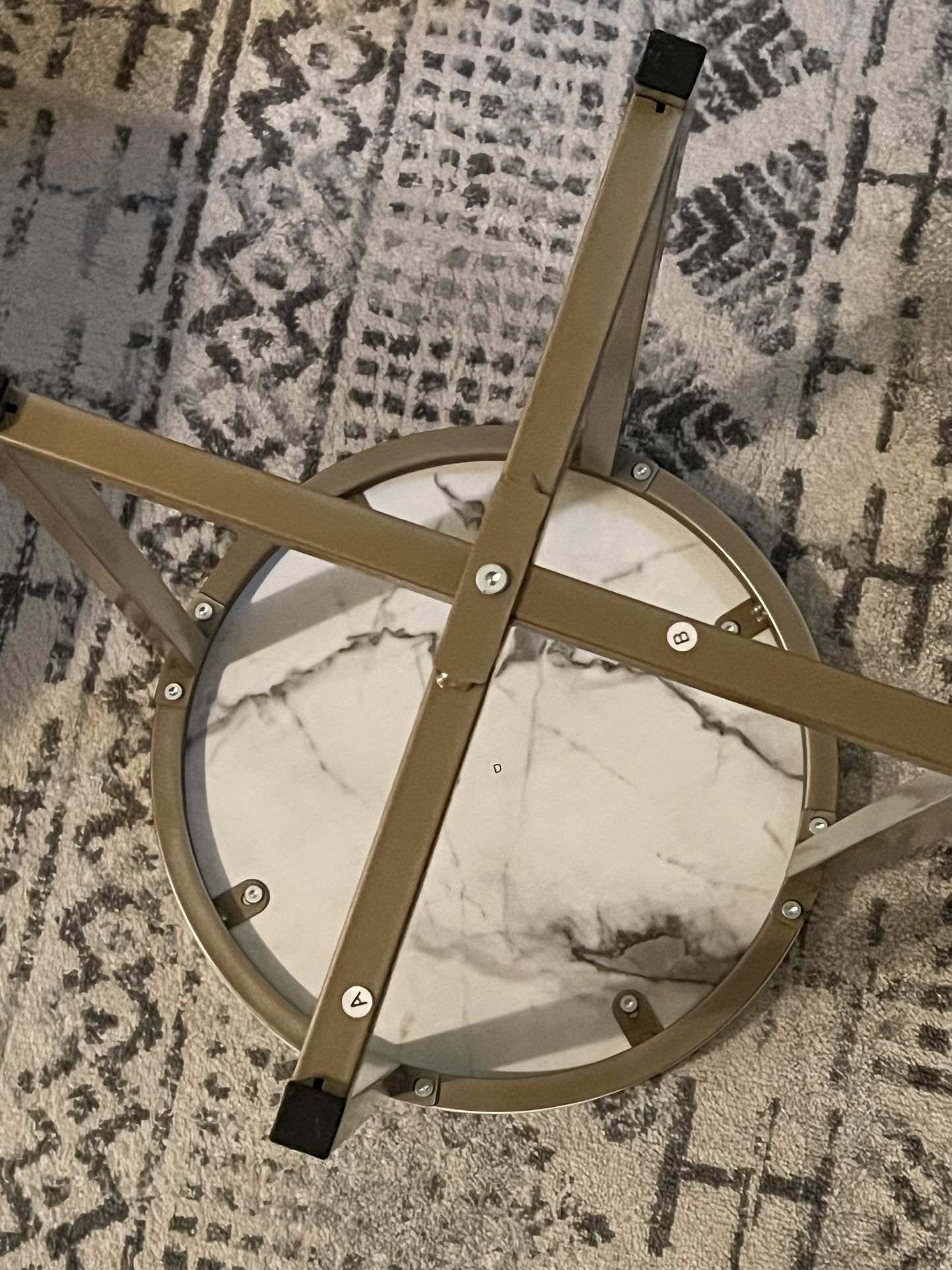 Marble and Gold Accent/End Table for Sale in Phoenix, AZ OfferUp