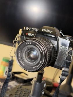 Vivitar V2000