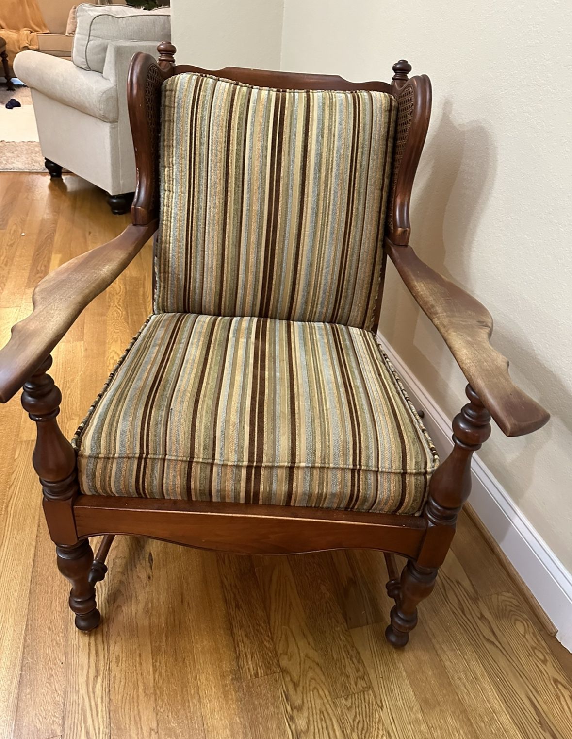 Beautiful Antique chair