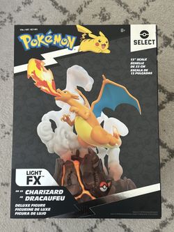 Charizard 13 Inch Collector Statue