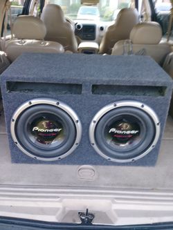Pioneer champion series pro Spl3500 12's