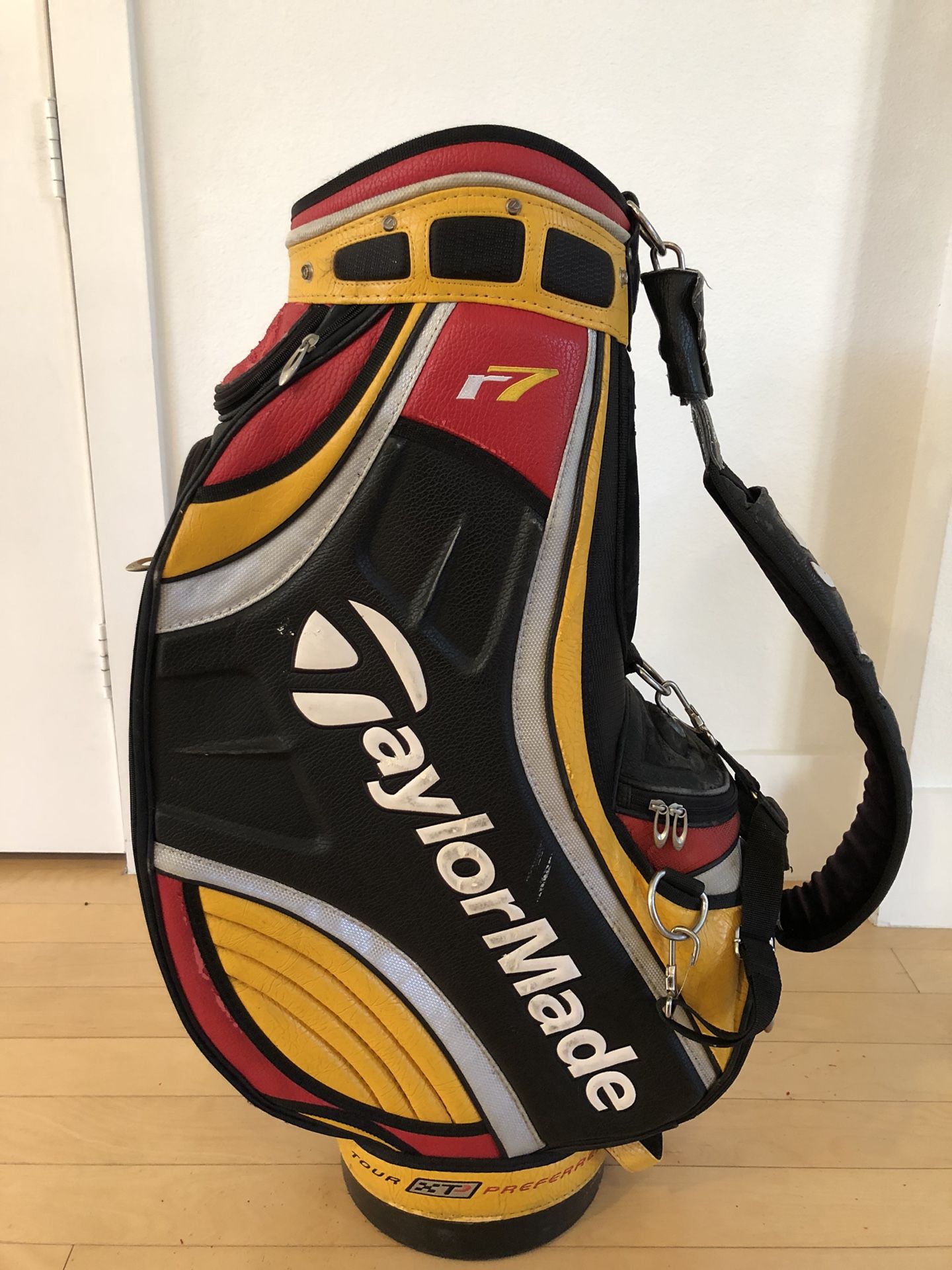 Taylormade R7 Hundred Series Tour Preferred Golf Cart Bag Professional Caddy Bag