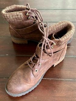 Sketchers Women Brown Boots 7.5