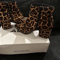 Size 9 Boots 
