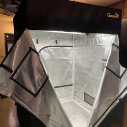 5x5 Grow Tent, Gorilla Grow Tent