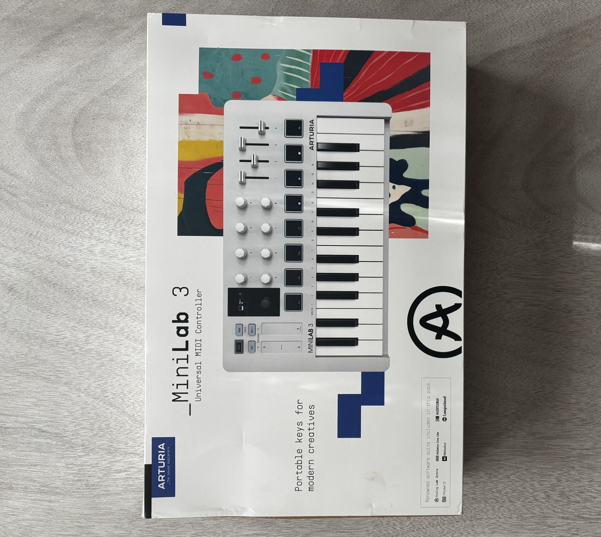 Arturia MiniLab 3 Universal MIDI Controller