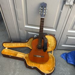 Acoustic Classic Guitar. 🎸 Full Size 