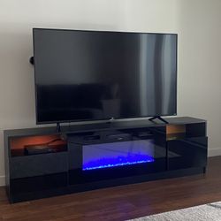 Entertainment Stand/TV Stand 