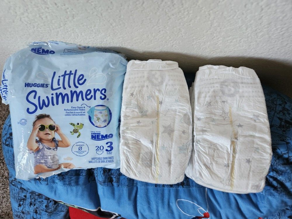 Size 3 Diapers & Swimmers