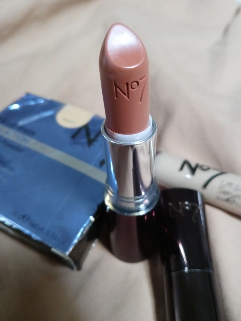 No°7 Makeup >>NEW<<