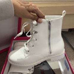 White Ankle High Boots 
