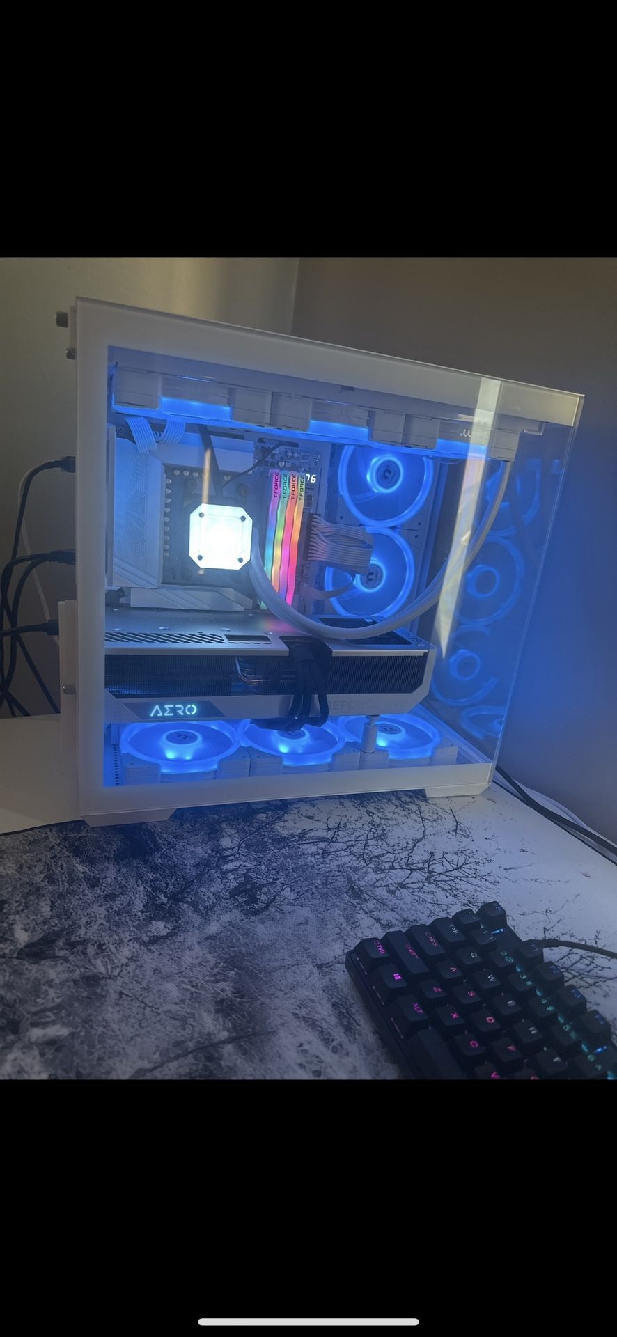 4080 Super Ryzen 7 9800x3d