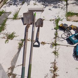 Wracker & SHOVELS 