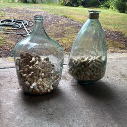 Lot Of Wine Corks X2