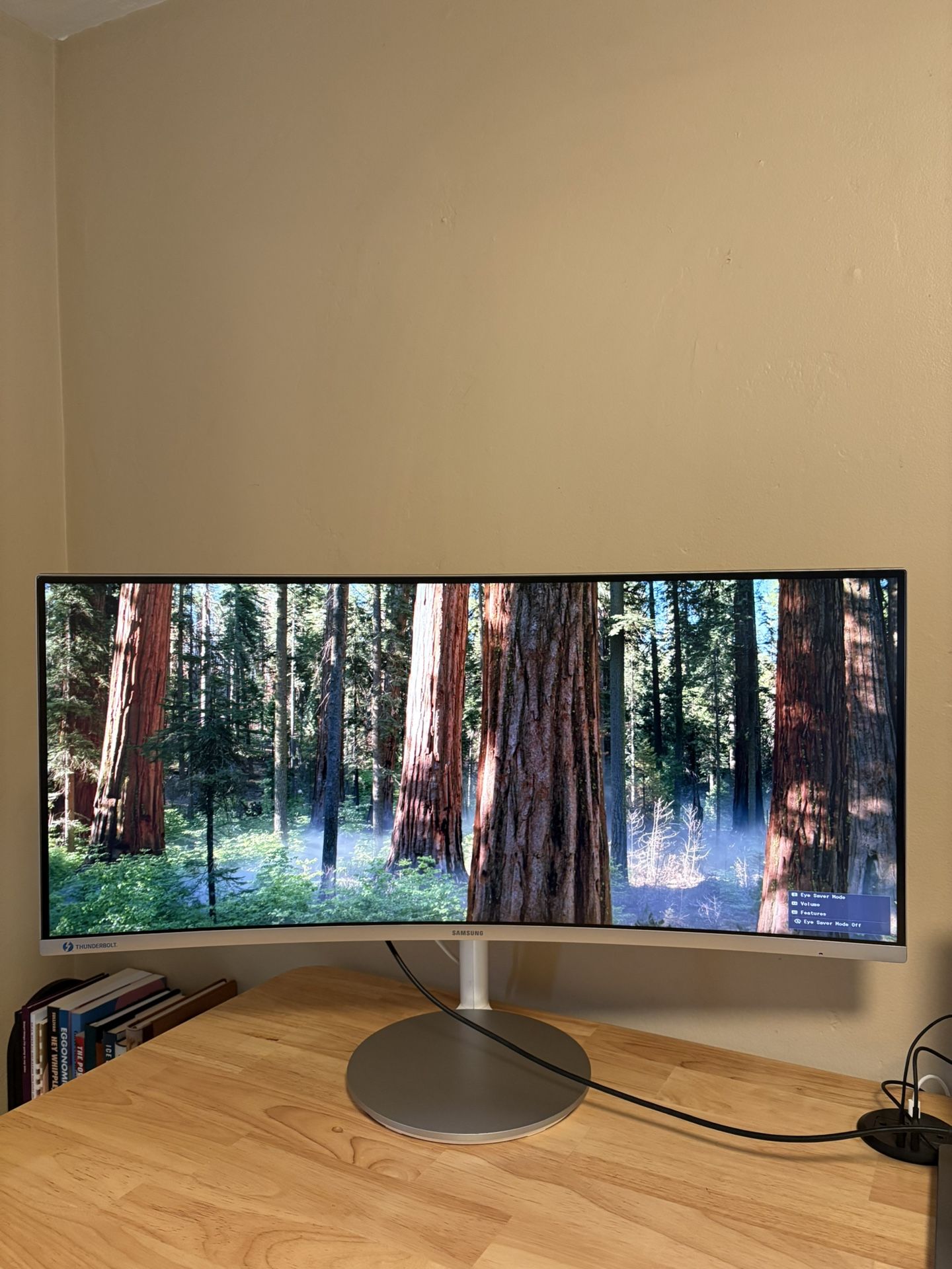 Extra Wide Curved QLED PC Gaming Monitor