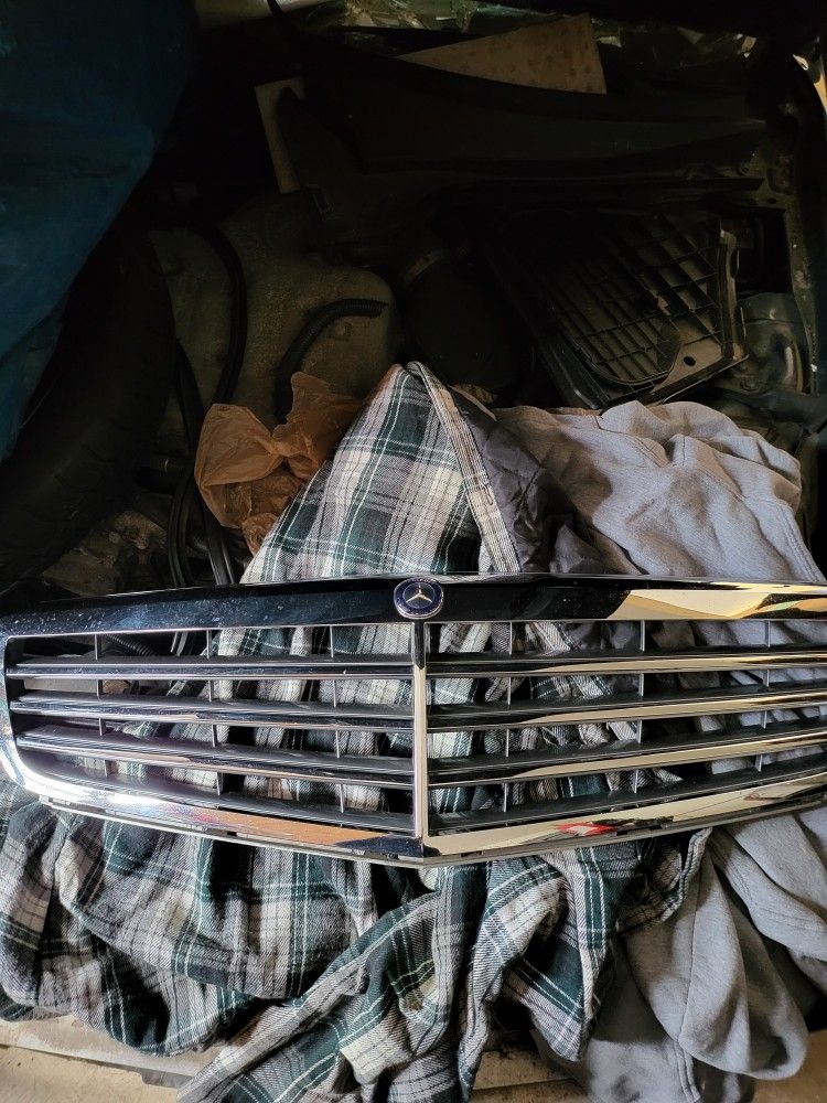 Mercedes Grill
