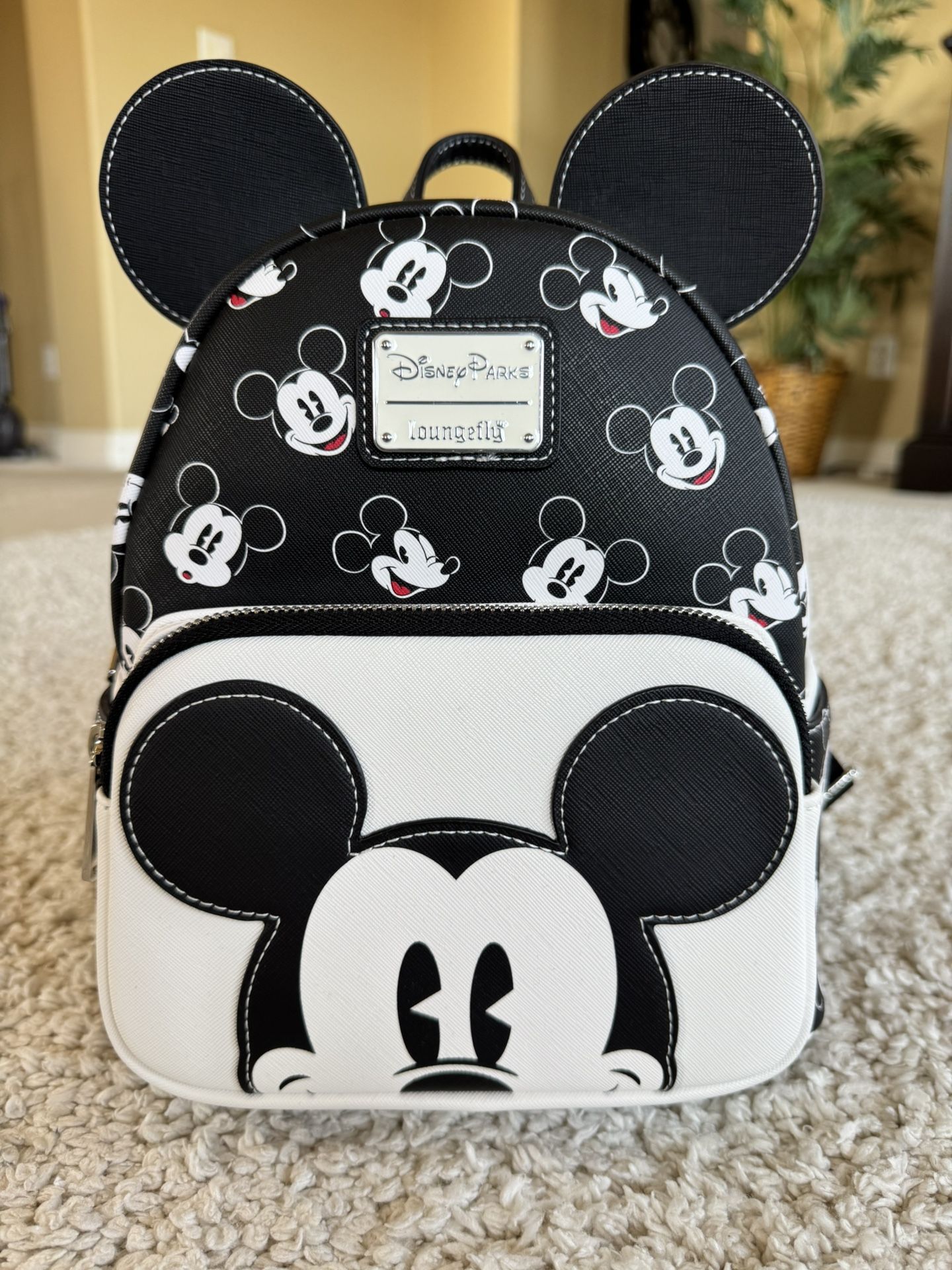 New with Tags Disney Parks Mickey Mouse Loungefly Mini Backpack Black and Wh