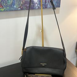 Louis Vuitton Low Key Lock Bag like New