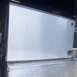 ICE 🧊 MACHINE 