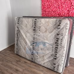 Queen mattress pillow top set with box spring (2pc - new) 
