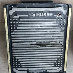 HUSKY TILE SAW WORKS GREAT NO ISSUES $30 