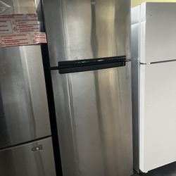 Whirlpool Top Freezer Refrigerator Apartment Size