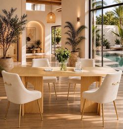 🔥 Dinning table and 6 chairs brand new in box,