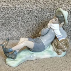 Lladro #4730 Boy And Bird 8 Inch
