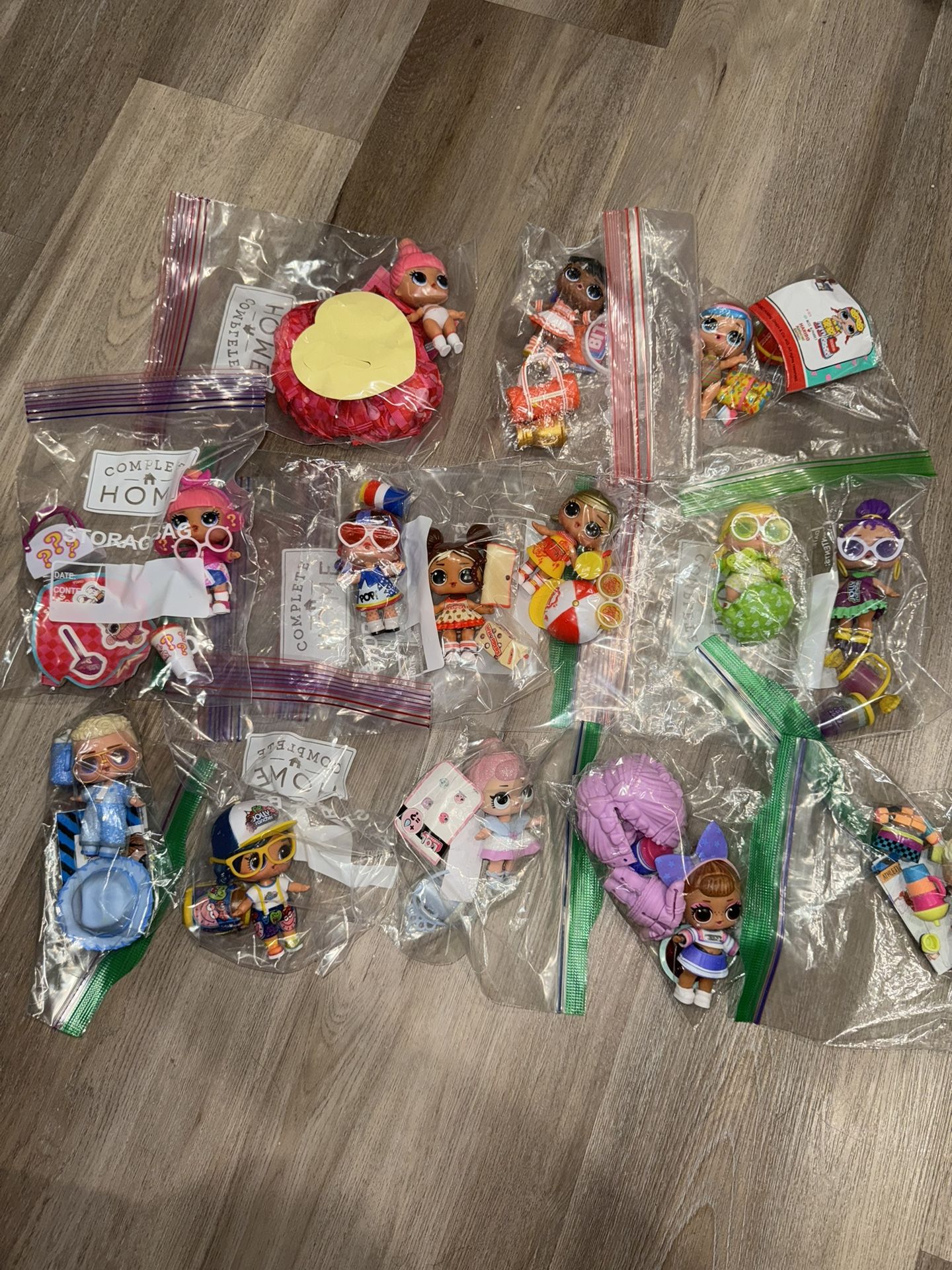 lol Surprise Lot Of 14 Dolls