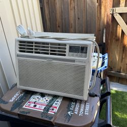 Daewoo Window A/C Unit