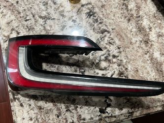 Tesla Model 3 Rear Left Tail Light