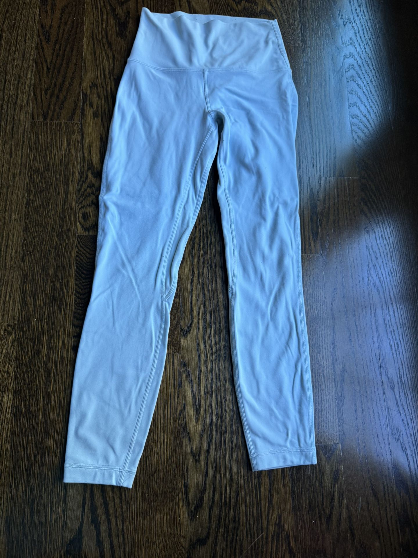 NWOT LuluLemon HR Align Leggings, Size 4