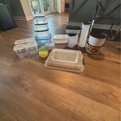 17 Tupperware/Rubbermaid Pieces—See Prices Below In Description