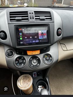 New 7” Smart CarPlay Radio & Backup Camera