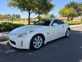 2004 NISSAN 350Z