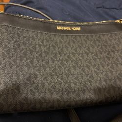 Michael Kors handbag/wallet