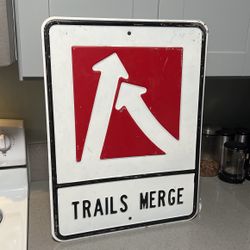 Ski trail sign 