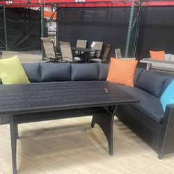 Black Outdoor Patio Sectional With Table Included Brand New Firm Price $599 NO LOWBALLERS PRICE IS FIRM!!!!