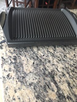 Electronic grill