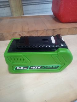 GreenWorks 40V 6.0Ah Lithium-Ion Battery