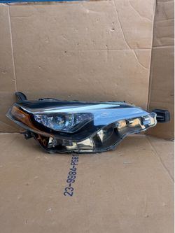 2017,2018,2019 Toyota Corolla LE Headlight/Foco Delantero Passenger Rh Oem,Original  Ask